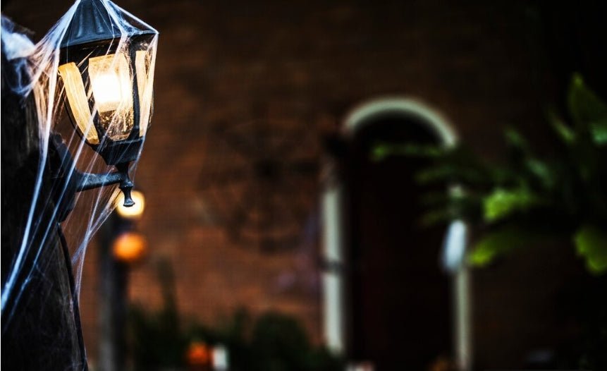 How to Avoid Glare from Outdoor Wall Lights: Light That Welcomes, Not Blinds - Dazuma