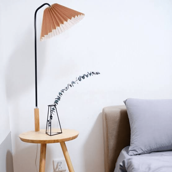 Is It Necessary to Put a Floor Lamp in the Bedroom? - Dazuma