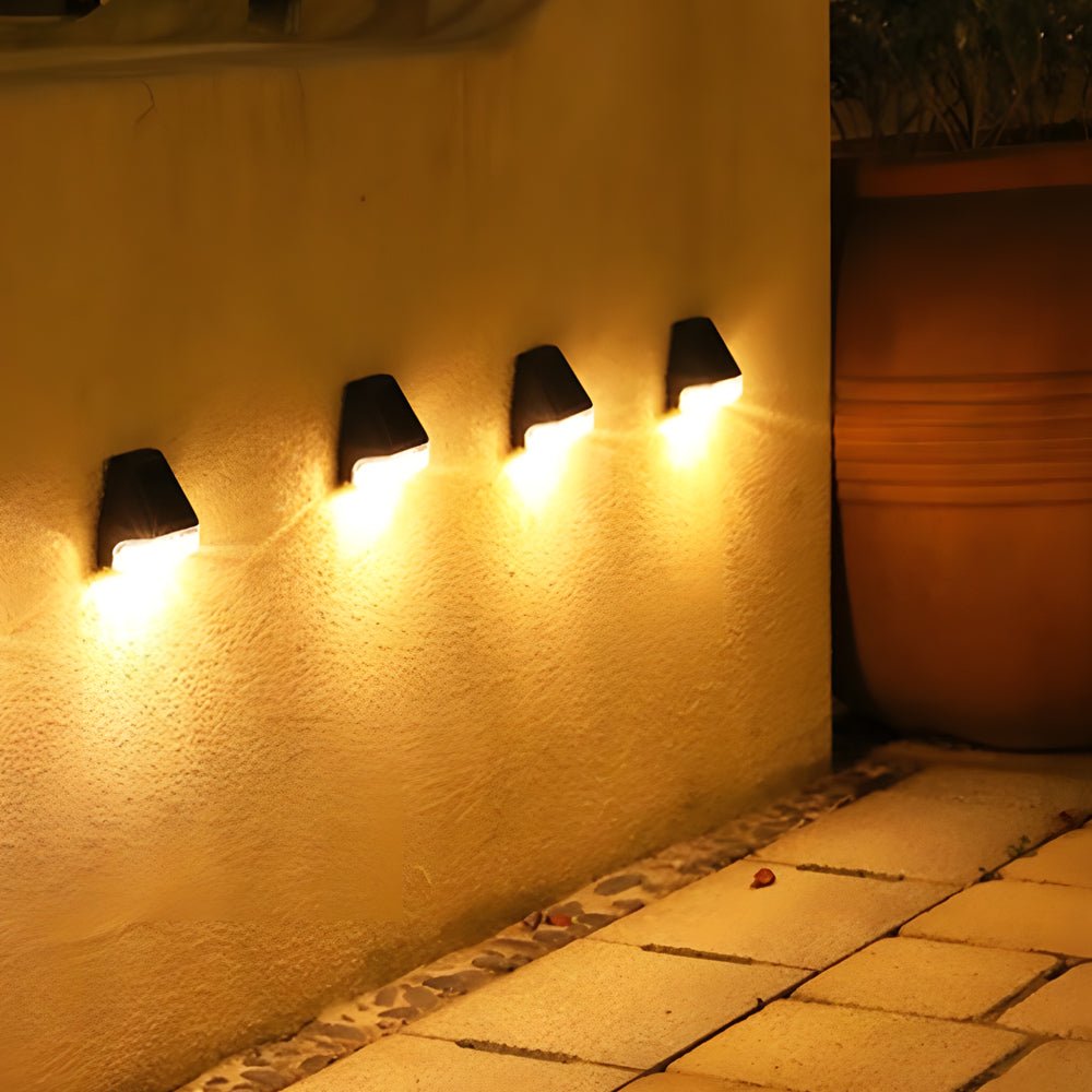 4 Pcs Dusk - to - Dawn Sensor Step Lights Outdoor Warm White LED Solar Stair Lighting