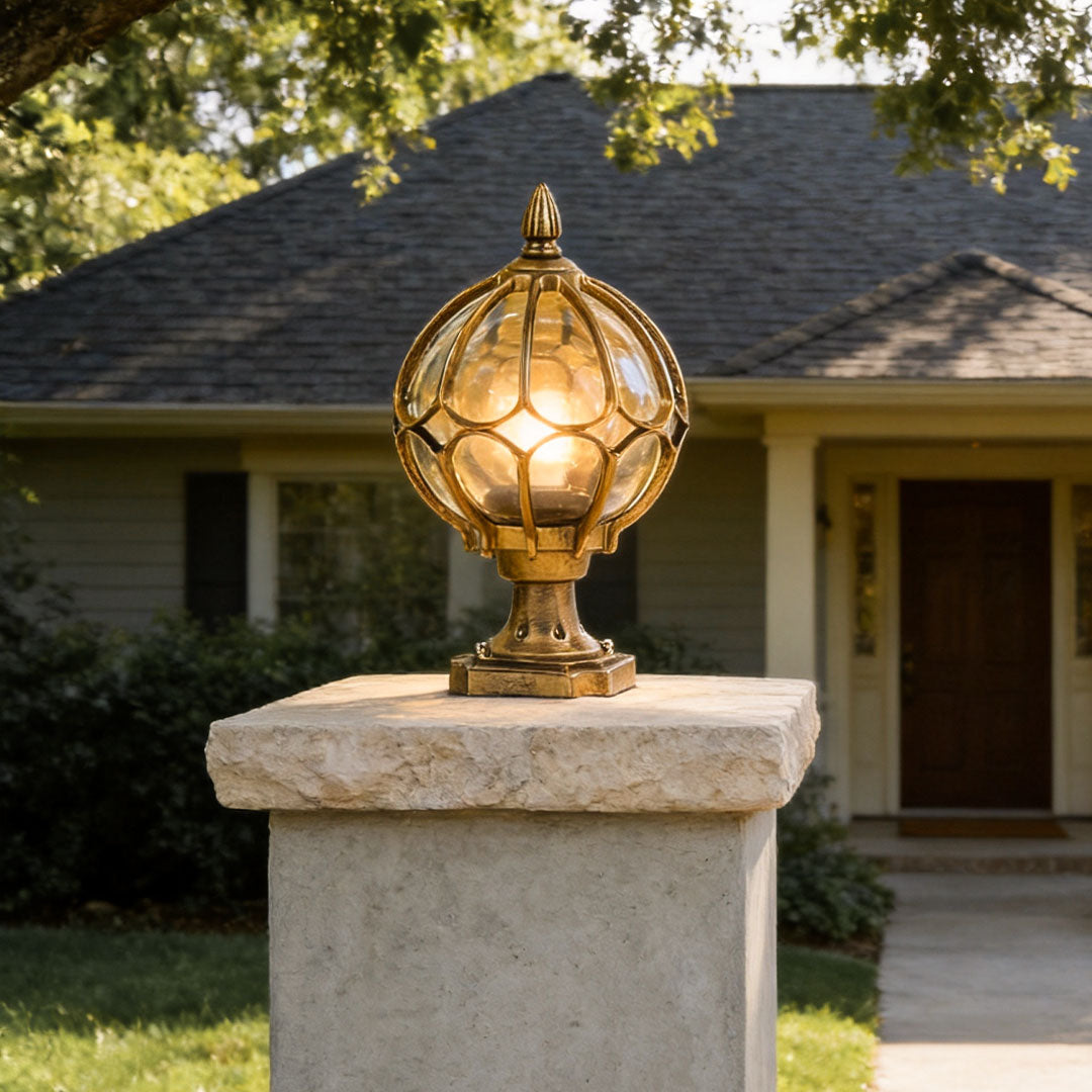 Outdoor Globe Pillar Lights Retro Glass Globe Copper Fence Post Light