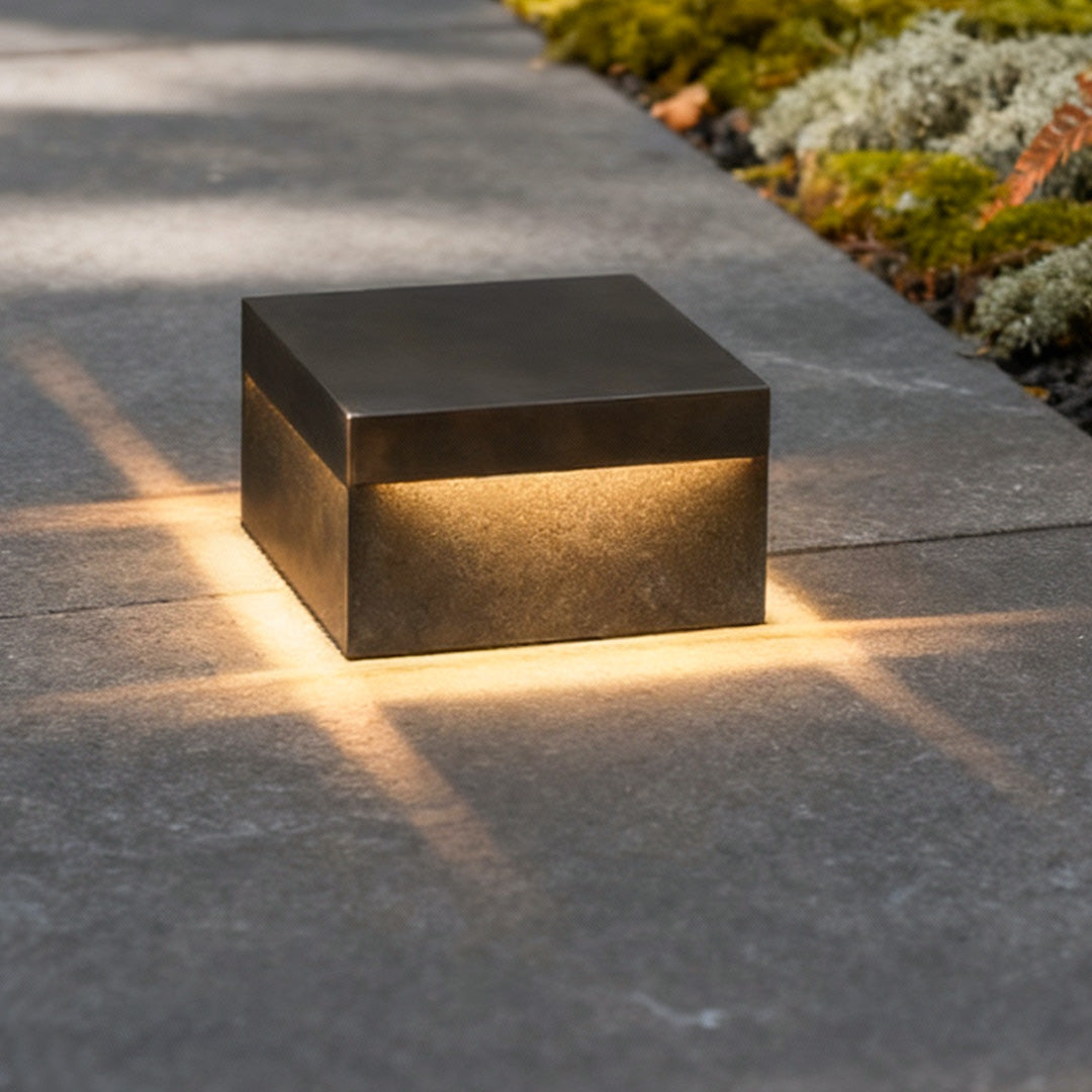 Square Waterproof Solar Modern Outdoor Fence Post Lights Pillar Light