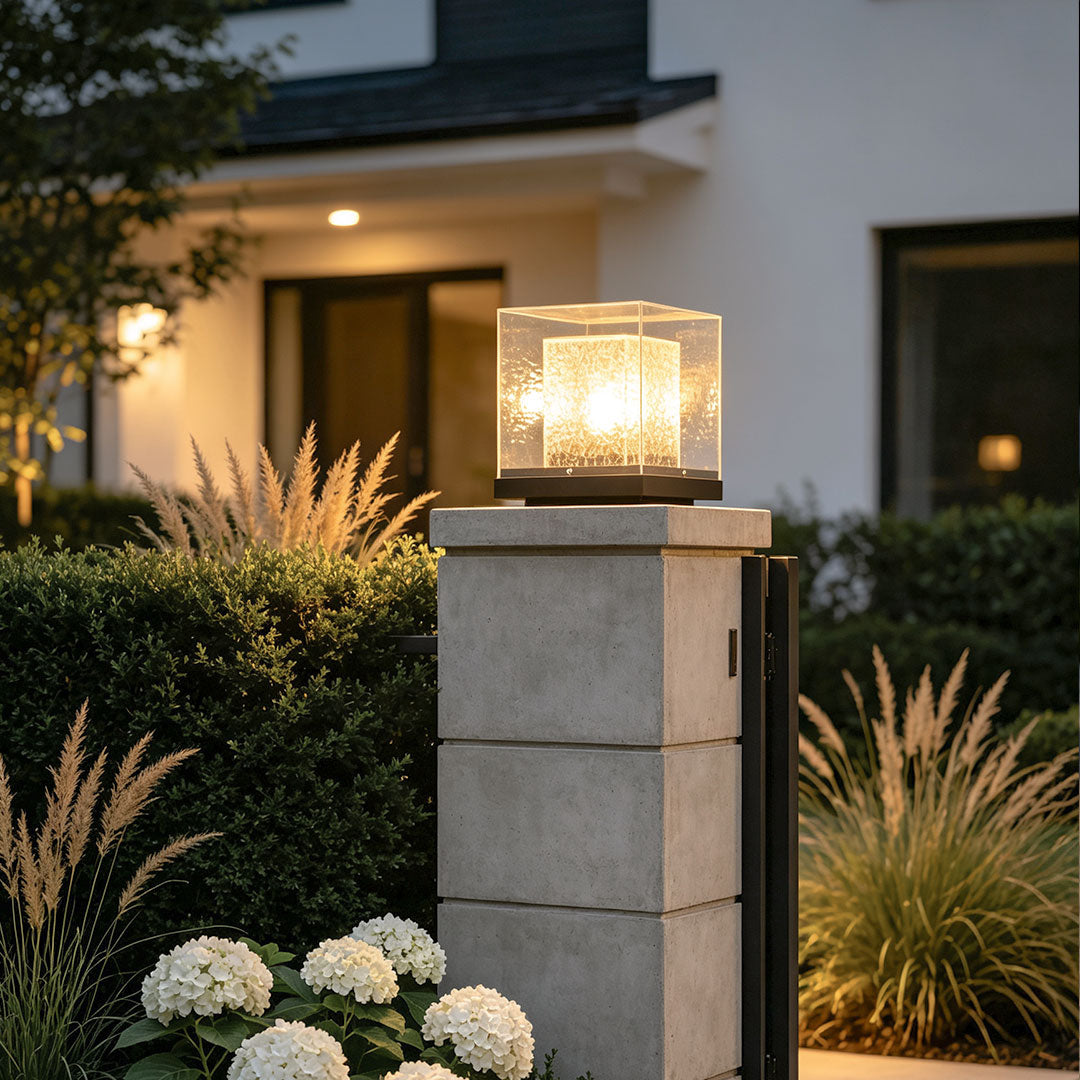 Small Outdoor Pillar Lights Courtyard Metal Landscape Light