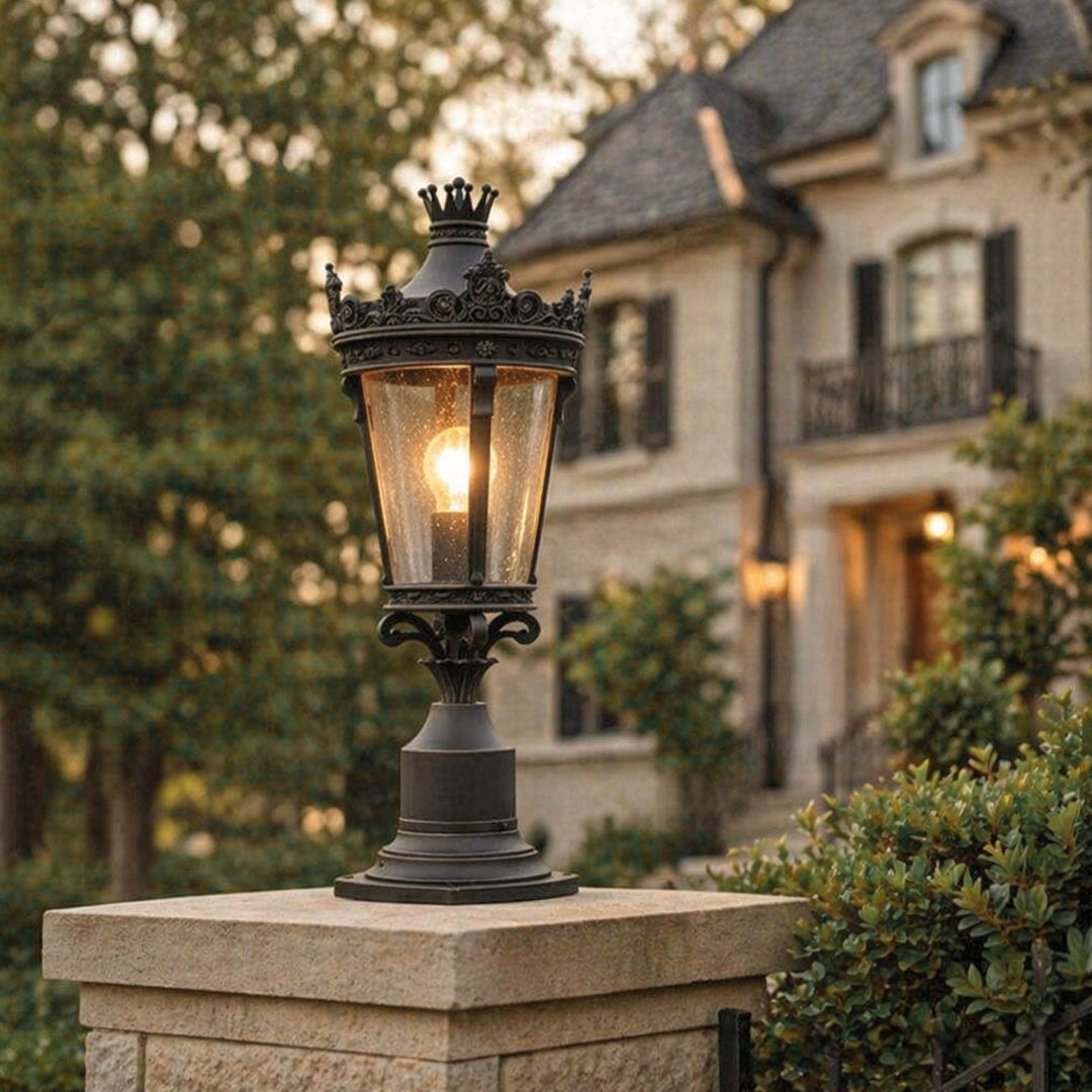 Outdoor Driveway Pillar Lights European Crown Waterproof Light