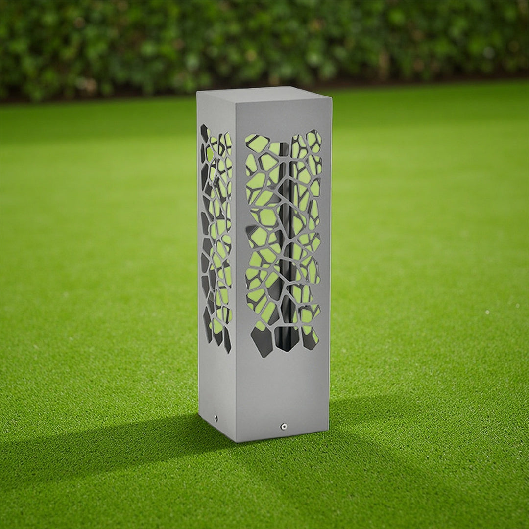 Outdoor LED Landscape Lights Waterproof Garden Hollow Bollard Light