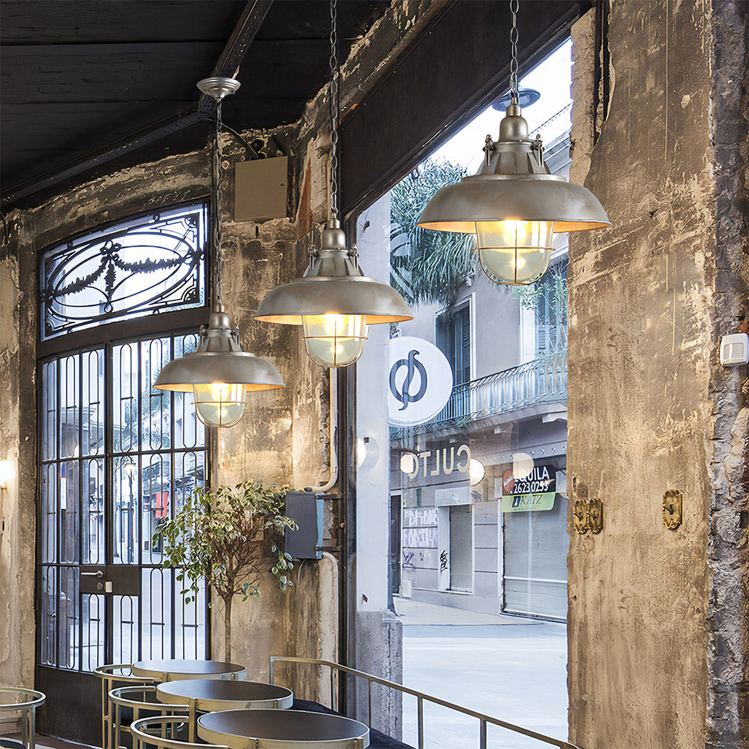 Vintage Industrial Pendant Light Creative Iron Single Ceiling Light