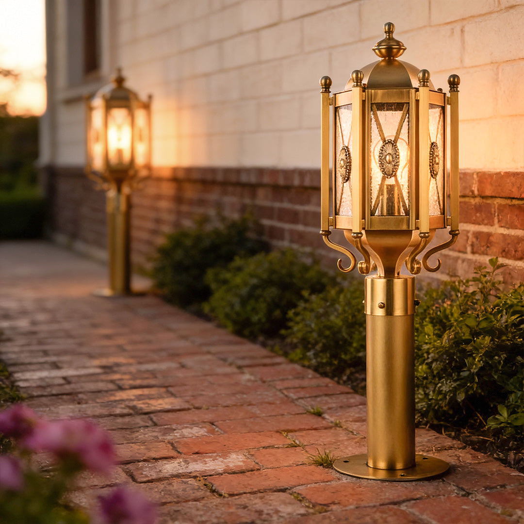 Detailed dimensions of a classic copper path light fixture, showcasing its elegant and timeless outdoor design.
