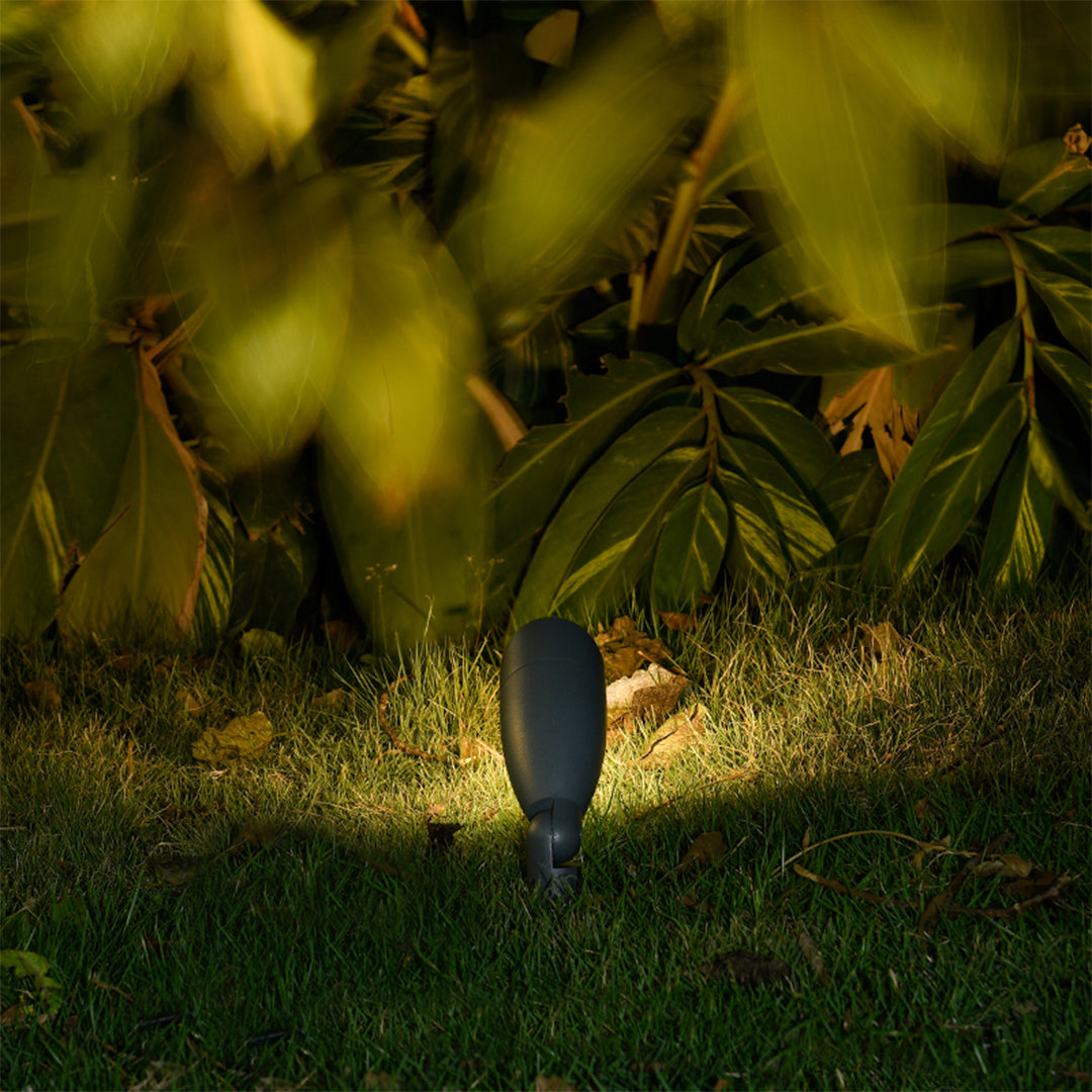 Waterproof LED Outdoor Spotlight Lamp Minimalist Style