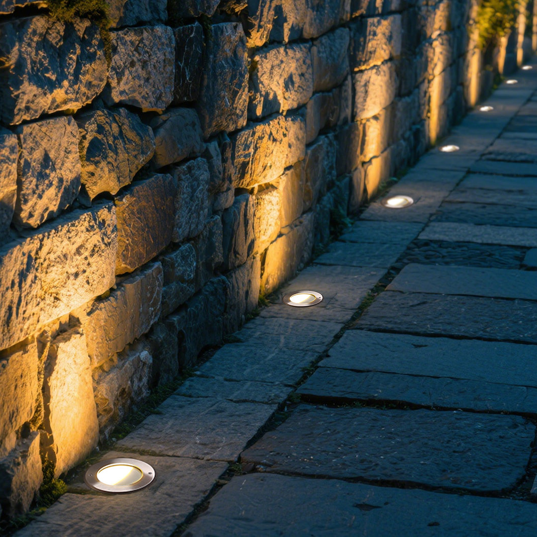 High-performance LED landscape spotlight with multiple lens configuration and weather-resistant design