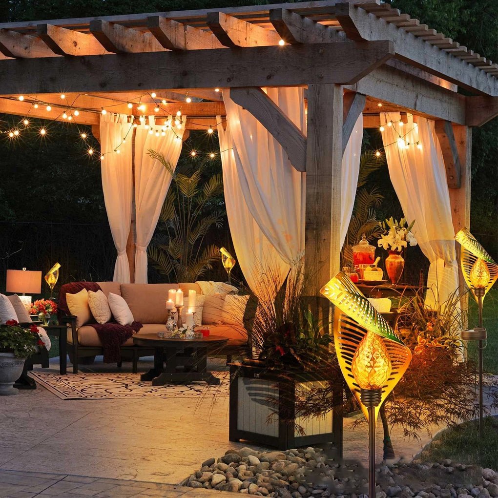 Elegant Curled Leaf Solar Lawn Light LED Outdoor Metal Post Lamp