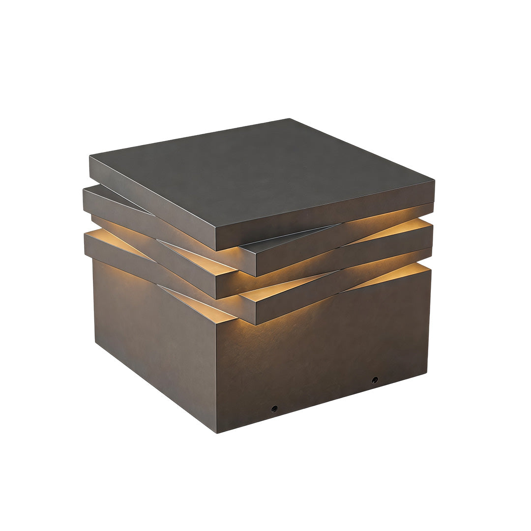 Gate post solar pillar light product image with compact square design on white background.