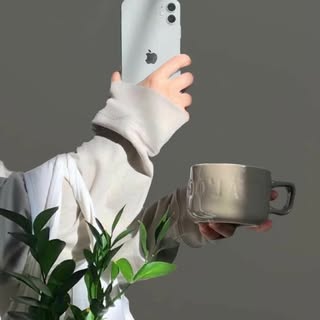 Influencer‌ @khadija_muharrem