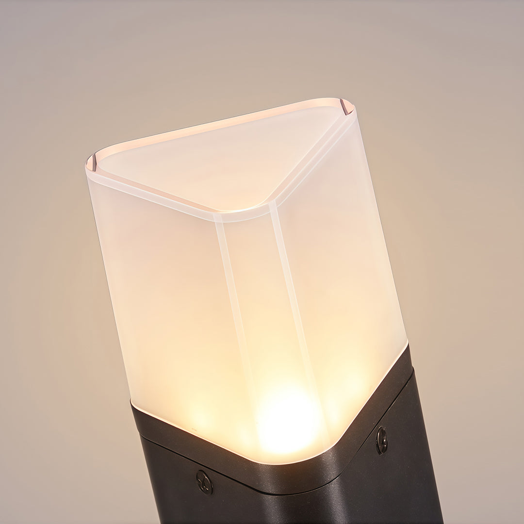 Solar bollard lighting for path with motion sensor combines smart detection and solar power for reliable, eco-friendly pathway lighting.