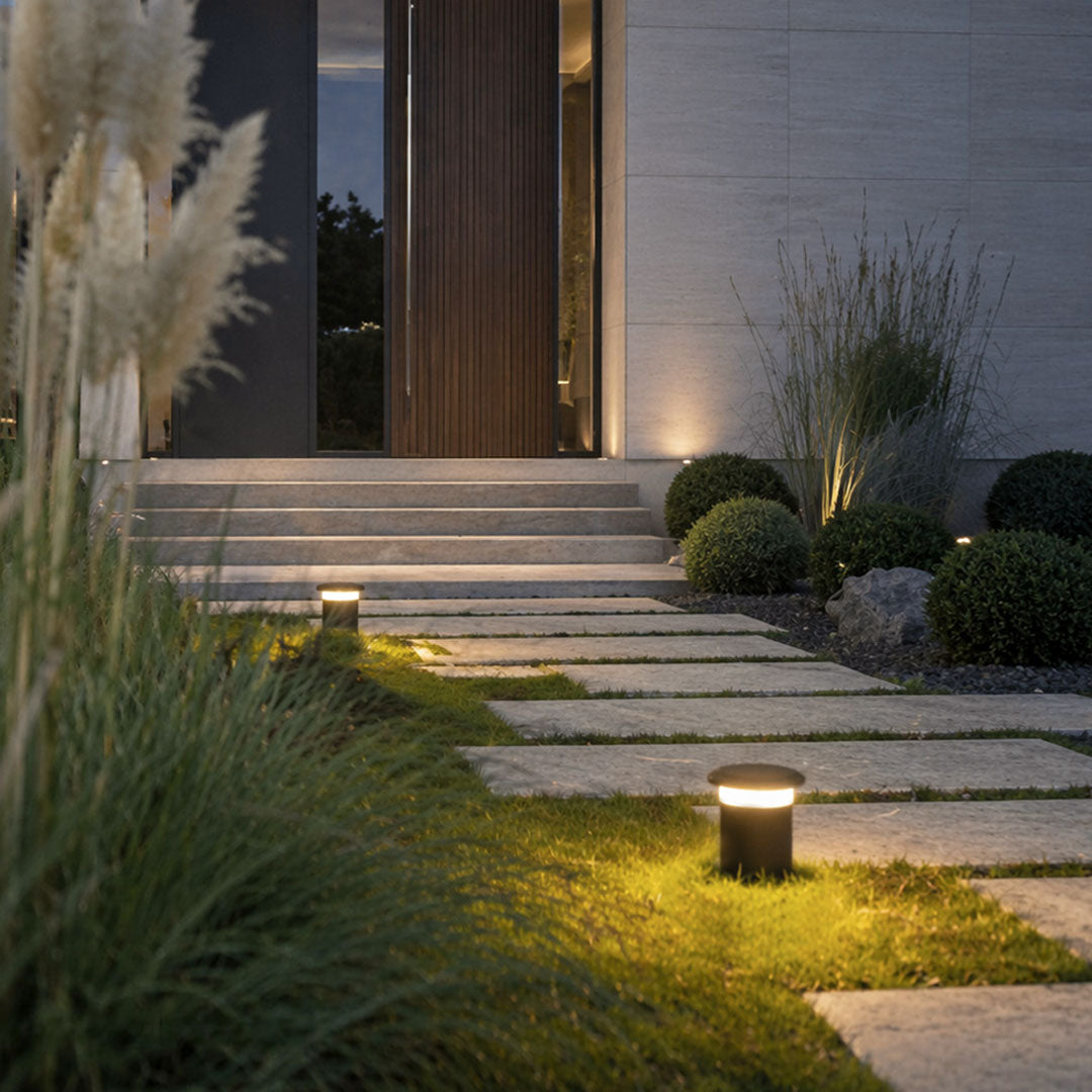 Driveway bollard lights for residential landscapes
