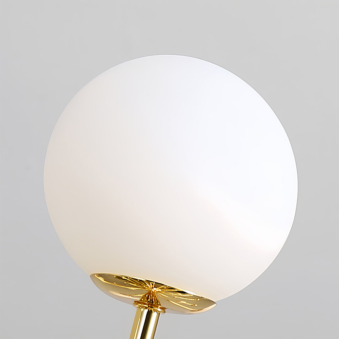 Modern recessed adjustable downlight with sleek design for focused lighting