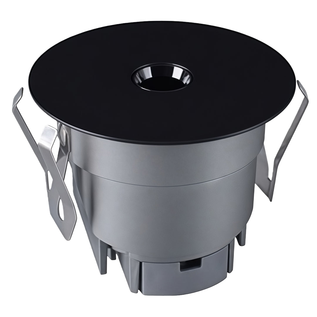 Professional LED recessed spotlight with black finish and heat sink for commercial applications