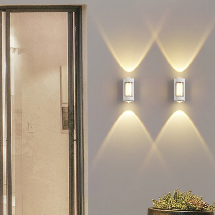 Sleek Dual - Directional Outdoor Wall Light with Modern Arc & Rectangular Designs