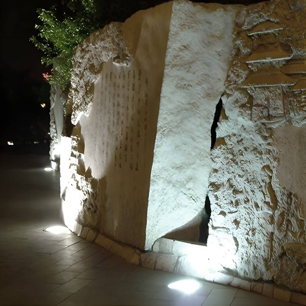 Landscape Lighting Set: Well Light, Step Light & Transformer