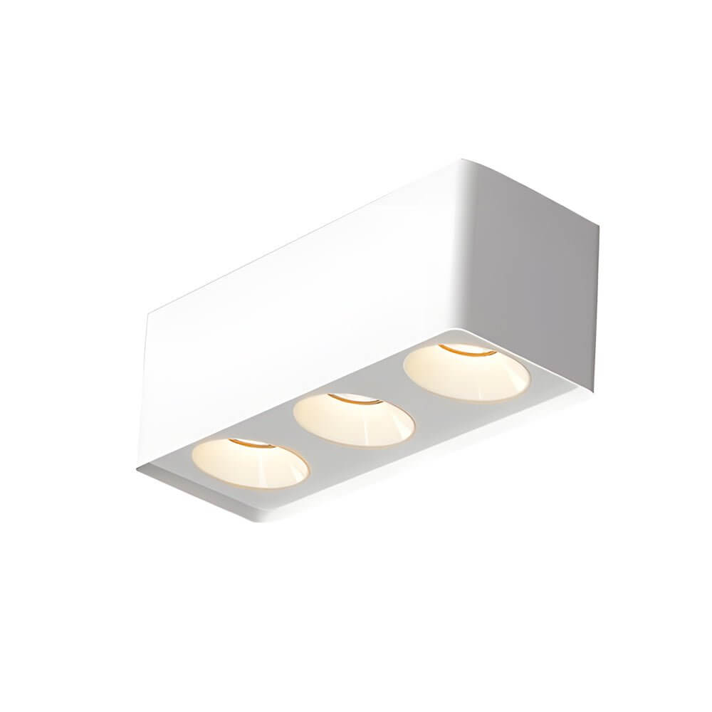Spotlight LED square with a minimalist design, enhancing a modern hallway.