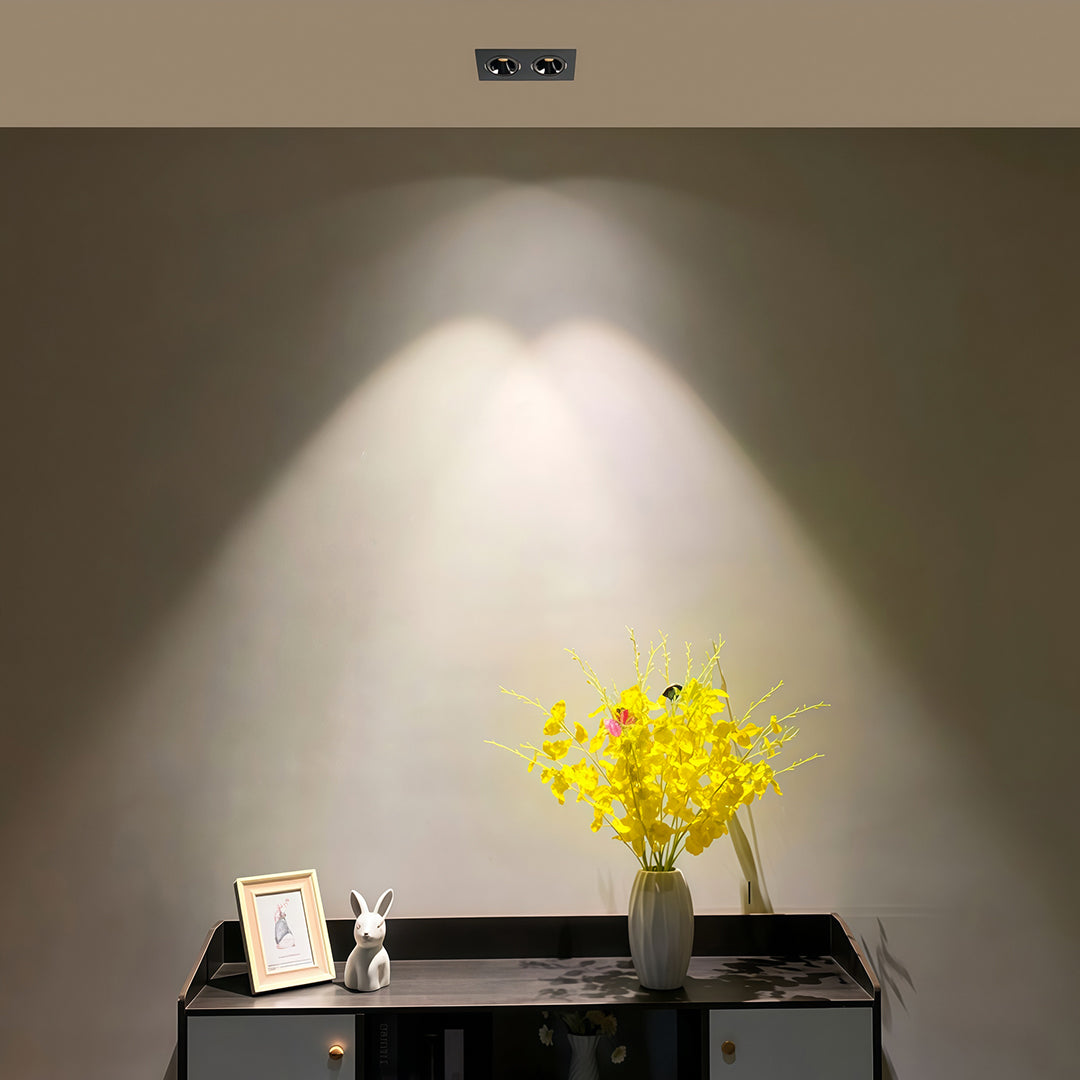 This square recessed downlight LED combines sleek aluminum design with eye protection technology for long-lasting, safe, and bright lighting.