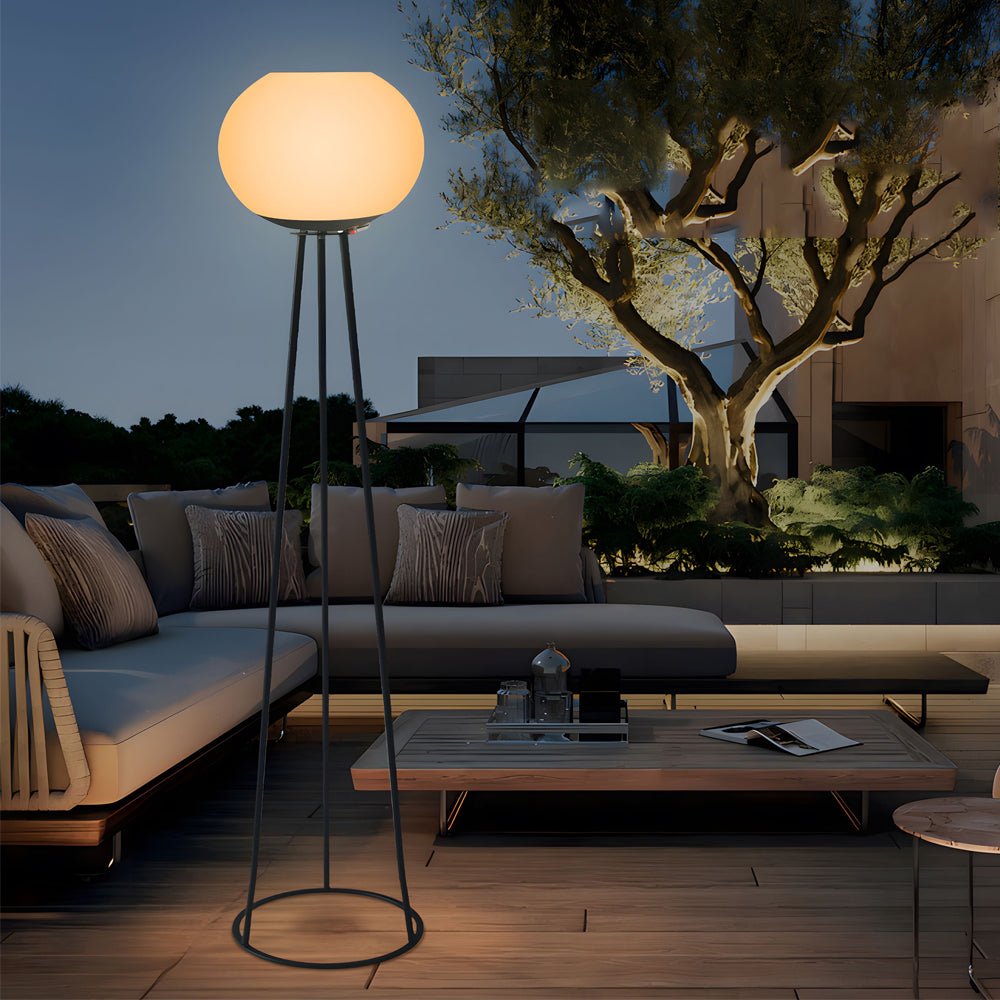 Stylish outdoor LED floor lights with a modern globe shape, perfect for garden lighting and outdoor living areas.