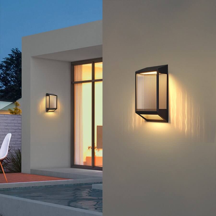 Stylish Vertical Ripped Acrylic LED Wall Lamp Waterproof & Modern Wall Lighting