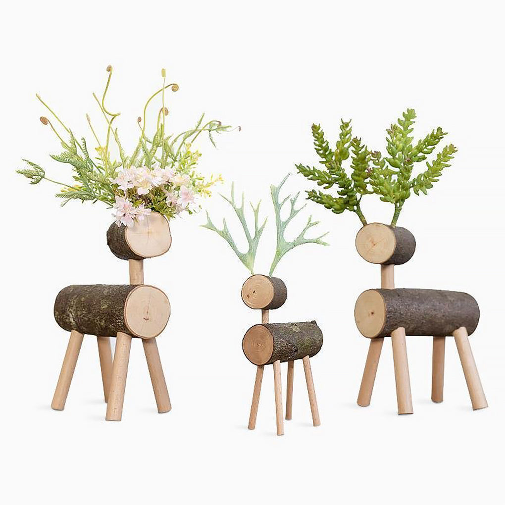 Small Wooden Reindeer Figures