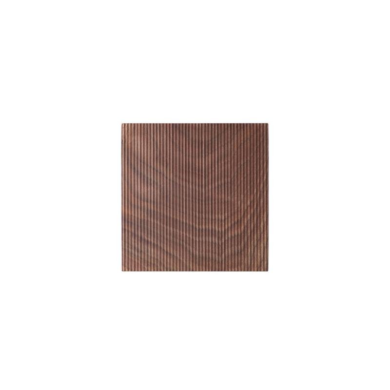 Lean Holding Wooden Board with a Ribbed Surface - dazuma