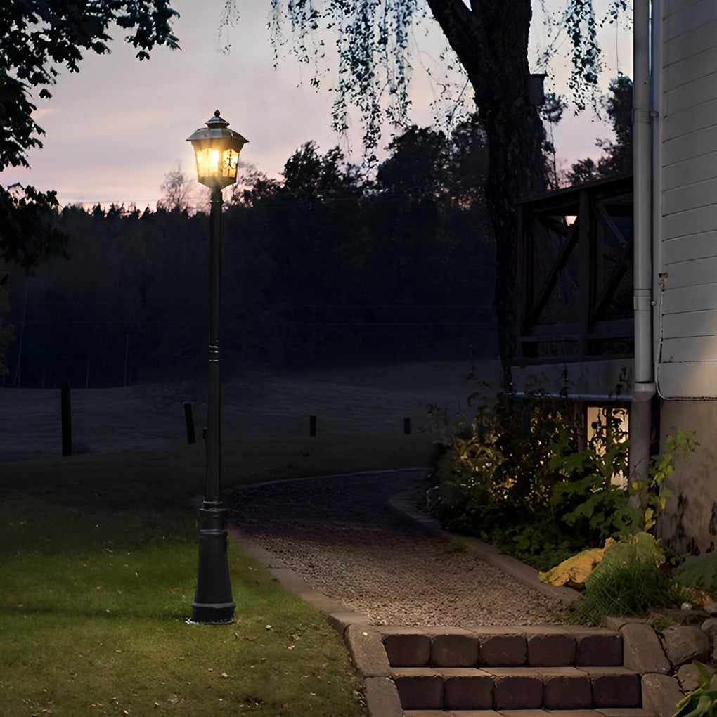 Retro Minimalist LED Waterproof European Style Garden Lamp Post Lights