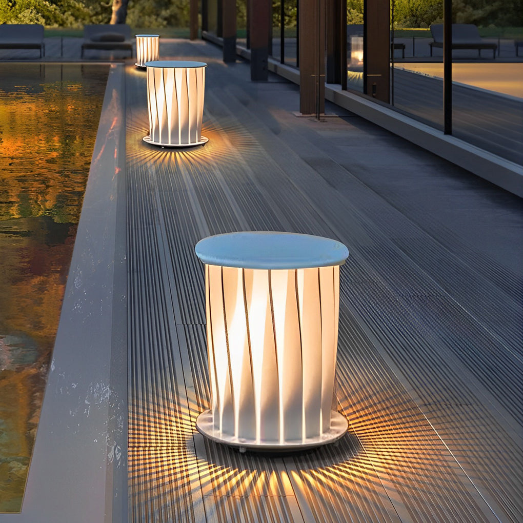 Twisted Metal Lantern LED Waterproof White Modern Solar Lawn Lights