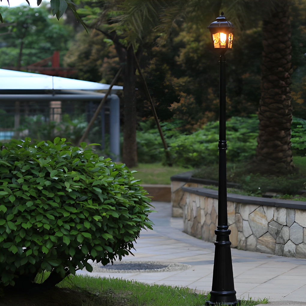 Retro Minimalist LED Waterproof European Style Garden Lamp Post Lights