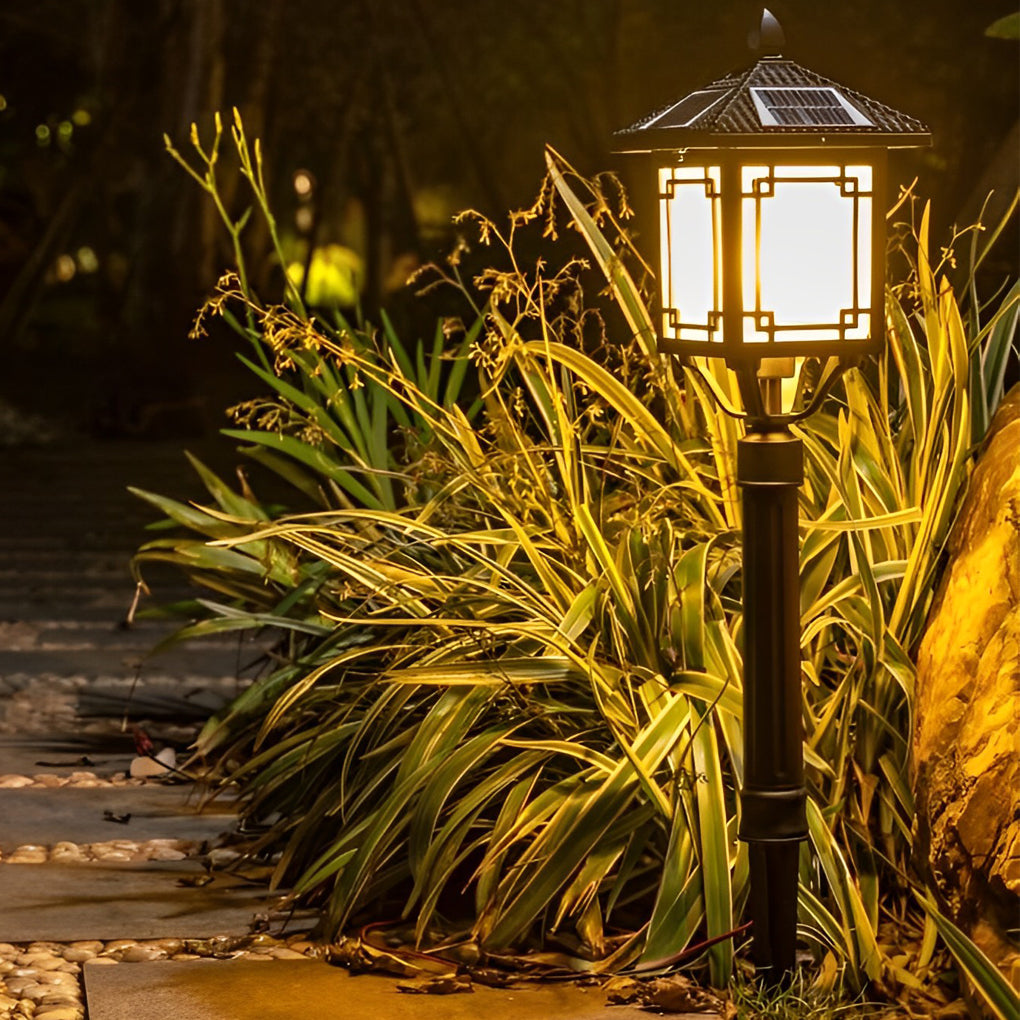 Ancient House Style Solar LED Post Light with 3-Step Dimming Durable Outdoor Lamp