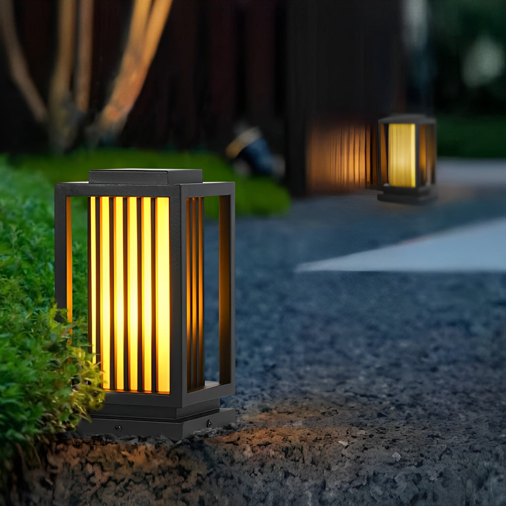 Minimalist Vertical Strip Shape Waterproof LED Black Outdoor Lawn Lamp