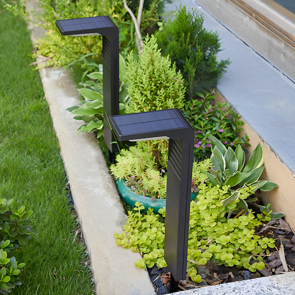 Eco-Friendly Smart LED Outdoor Lawn Lamp Solar Path Lighting with Auto On/Off