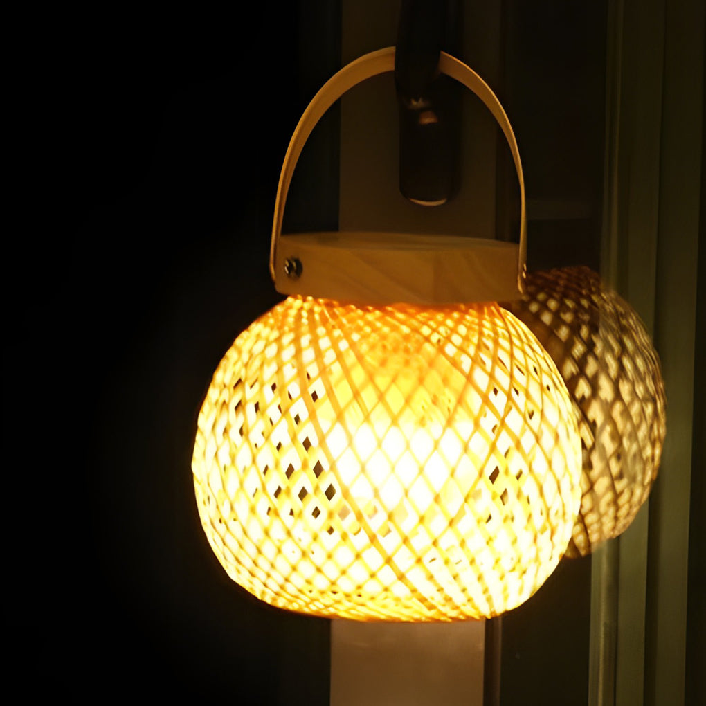 Portable Woven Shade Desk Lantern with Handle, Bamboo Table Lamp with Lid