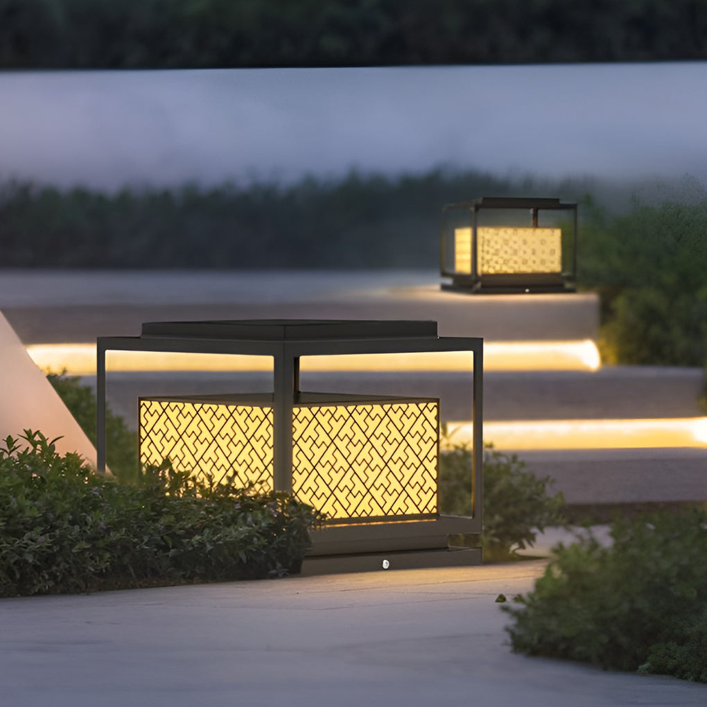 Square Waterproof Modern Solar Outdoor Fence Post Lights Pillar Light