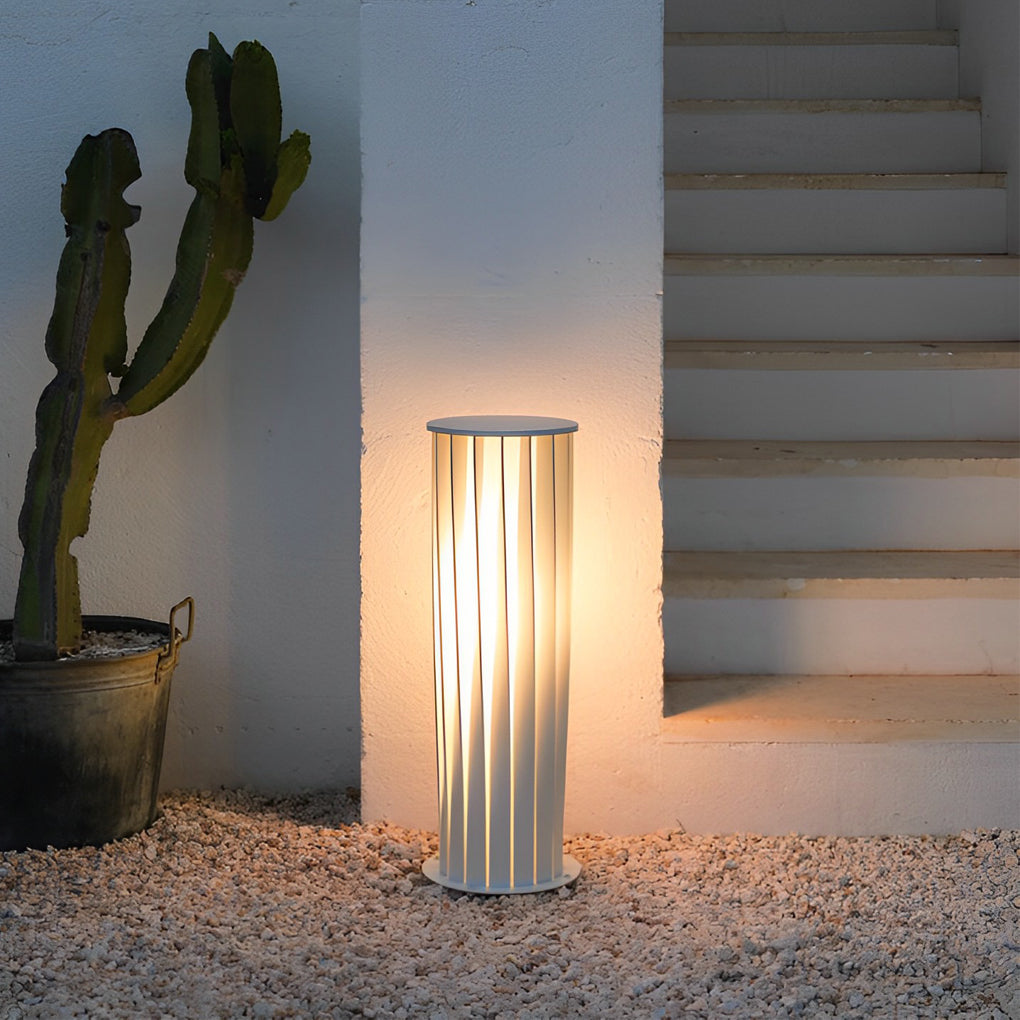Twisted Metal Lantern LED Waterproof White Modern Solar Lawn Lights