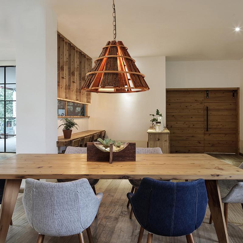 Richly Colored Wooden Pendant Light With a Farmhouse Appearance - dazuma