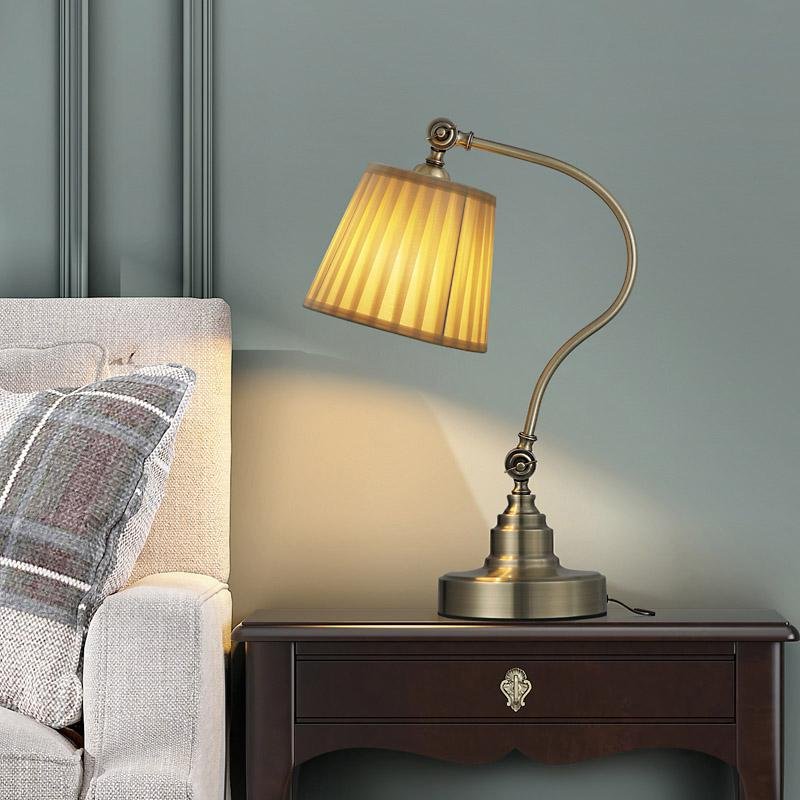 Industrial Empire - Style Metal Desk Lamp with Curved Arm and Adjustable Lighting