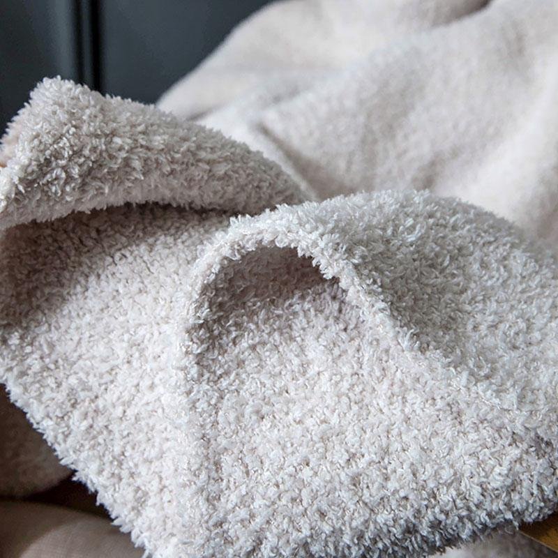 Rectangular Microfiber Blanket Throw Soft Warm Fluffy Blanket