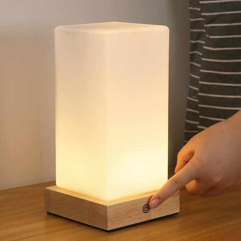 Nordic Wooden Kids‘ Table Lamp with Frosted Glass Remote Control Built-in Battery  Night Lamp