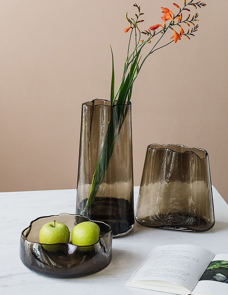 Brown Cylinder Table Glass Vases with Plum Blossom Wide Mouth