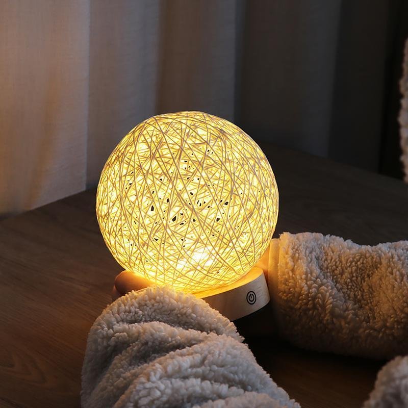 6'' Nordic LED Wooden Base Wicker Shade Table Lamps Built-in Battery Desk Reading Light
