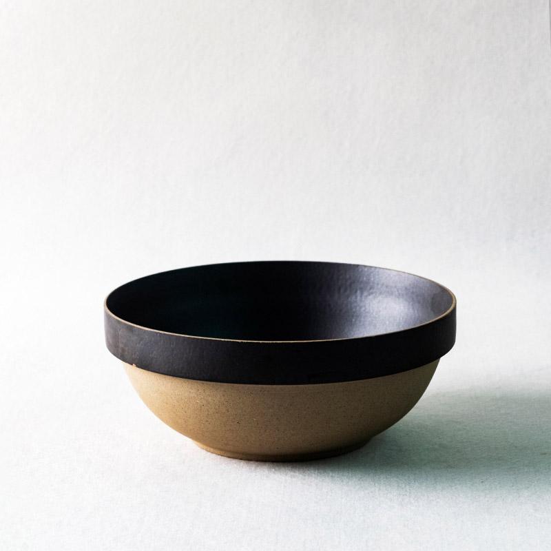 Black and White-Topped Stoneware Bowls With a Mostly Brown Exterior - dazuma
