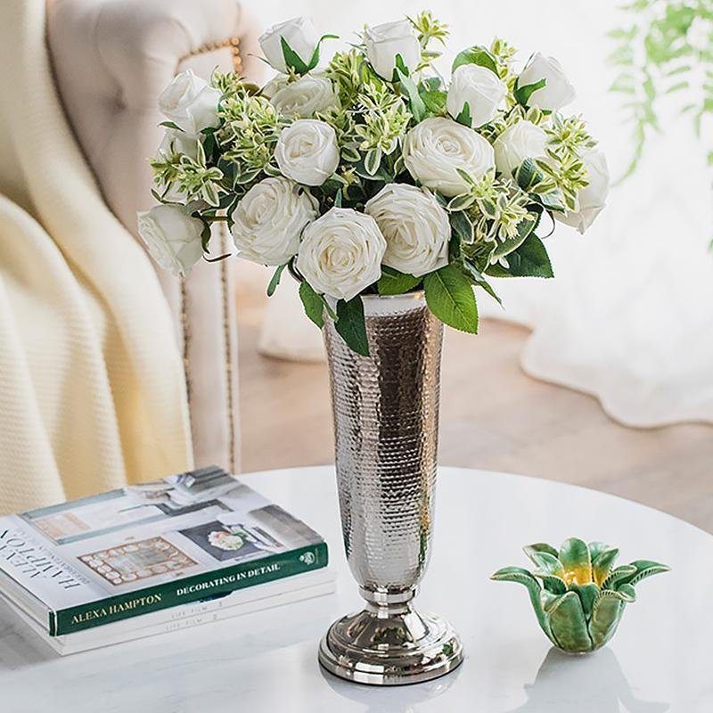 Modern Silver Plated Alloy Candle Holders Shaped Flower Vases