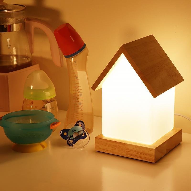 Wooden Small House Kids’ Table Lamp Battery Power LED Night Lamp