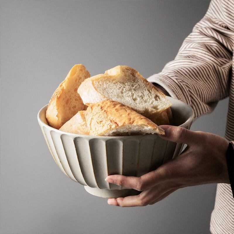 21 Piece Stoneware Dinnerware Set