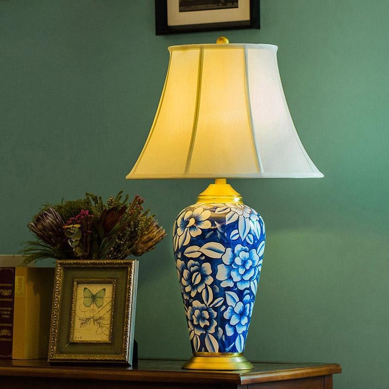 Antique Style 23'' Porcelain Flower Pattern Table Lamp - dazuma