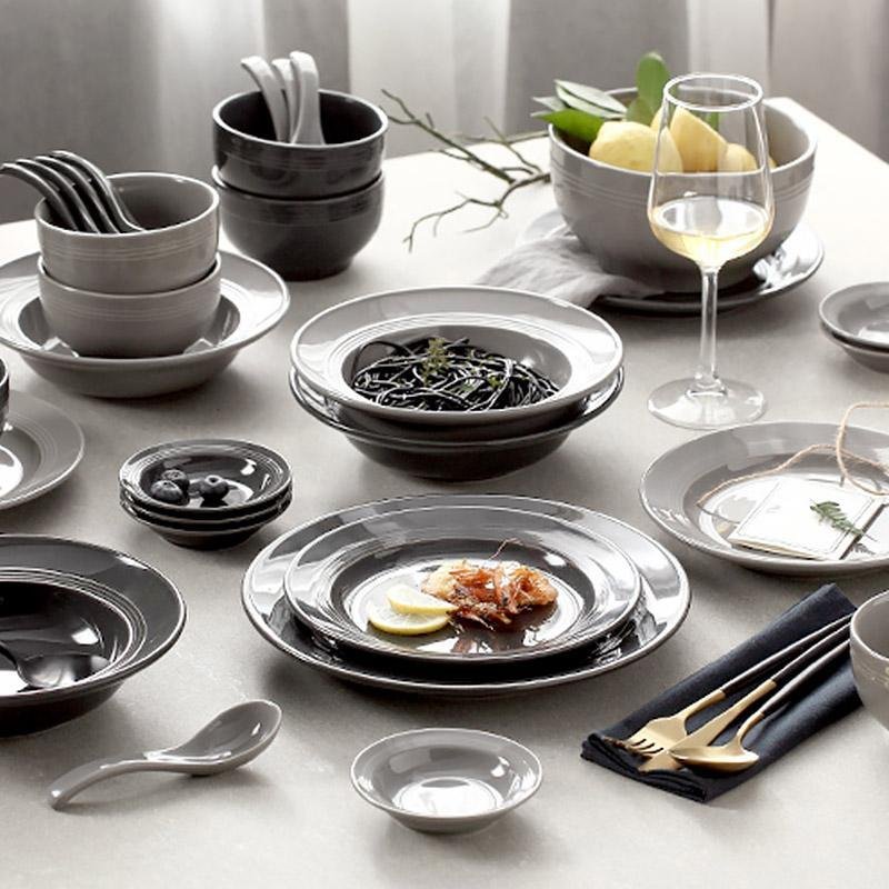 Farmhouse Ceramic Dinnerware Bowls Plates Set