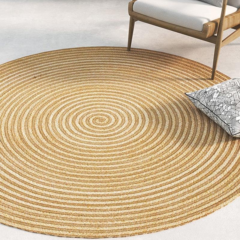 Small Circular Shaped Hemp With Similarly Circle Decoration