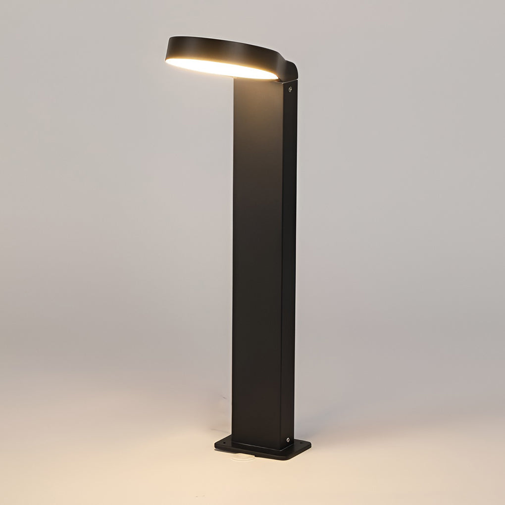 Bollard landscape lights with multiple units arranged for modern outdoor lighting.